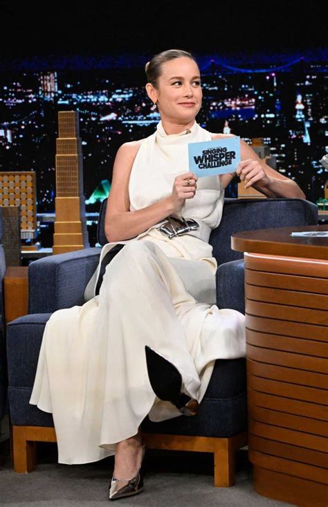 brie larson tonight show dress